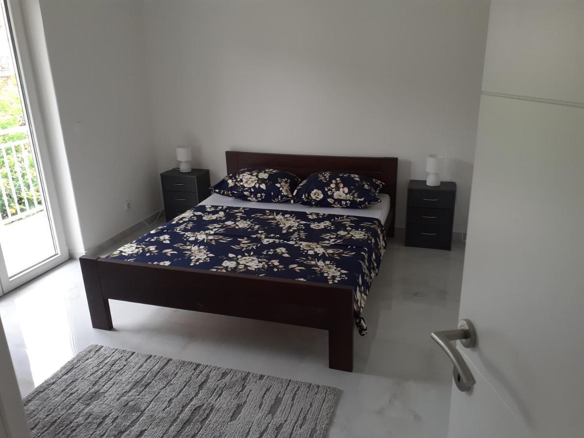 Apartmani Miletic Jelsa  Exteriér fotografie