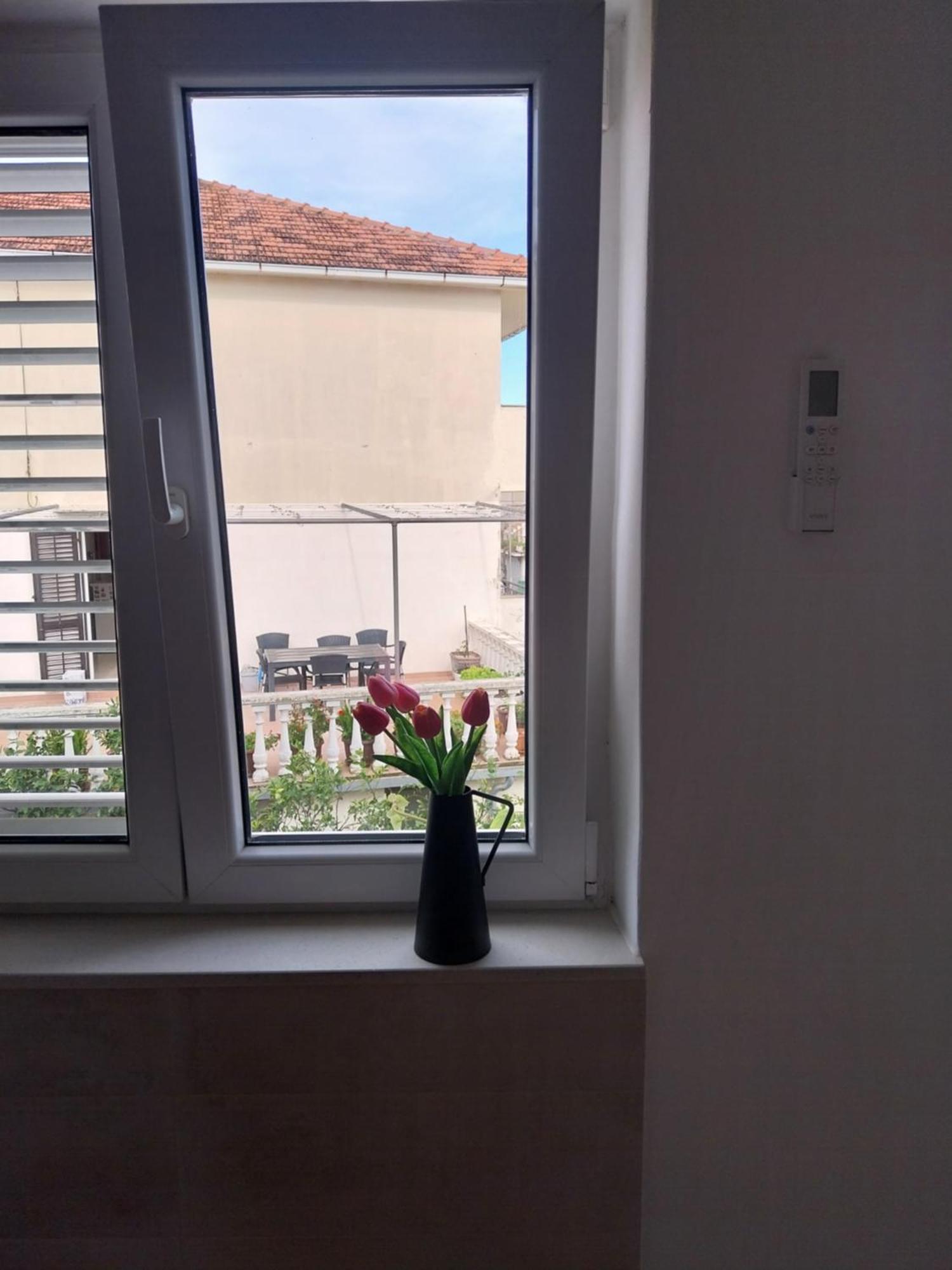 Apartmani Miletic Jelsa  Exteriér fotografie